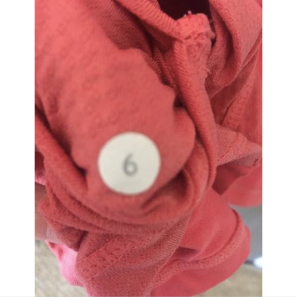 Lululemon Tank Top- Coral- Size 6 - Picture 5 of 5
